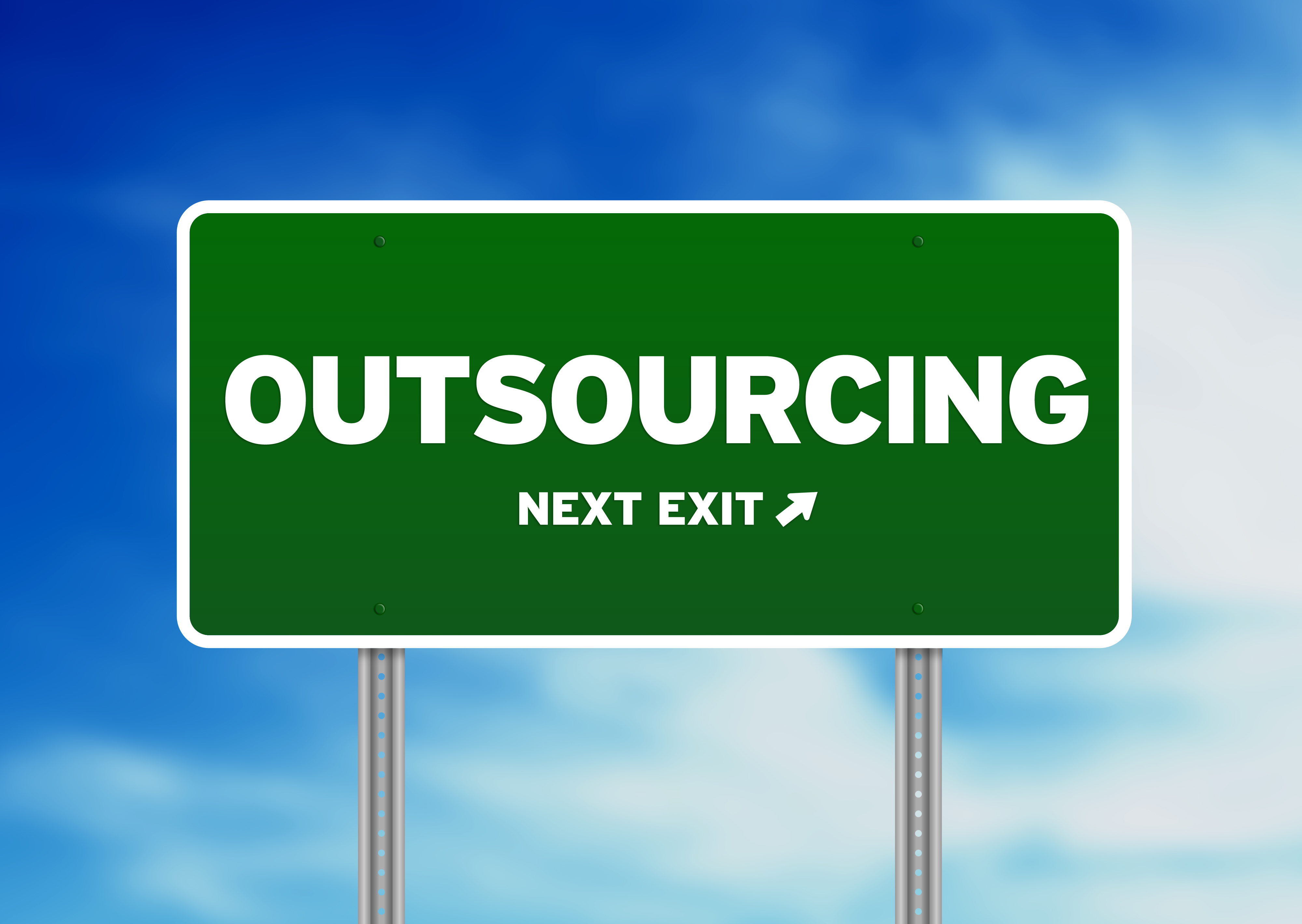 4 Reasons to Consider Outsourcing Your IT Support